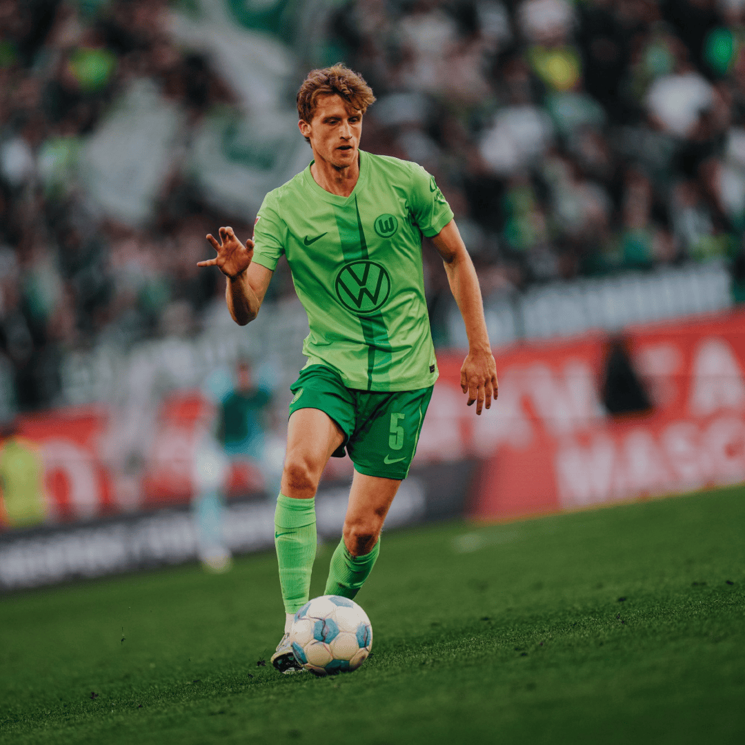 爱游戏入口-关于今晚德甲传出新动向，法兰克福单刀错失，管理层表态——压力陡增，轮换策略成焦点的信息