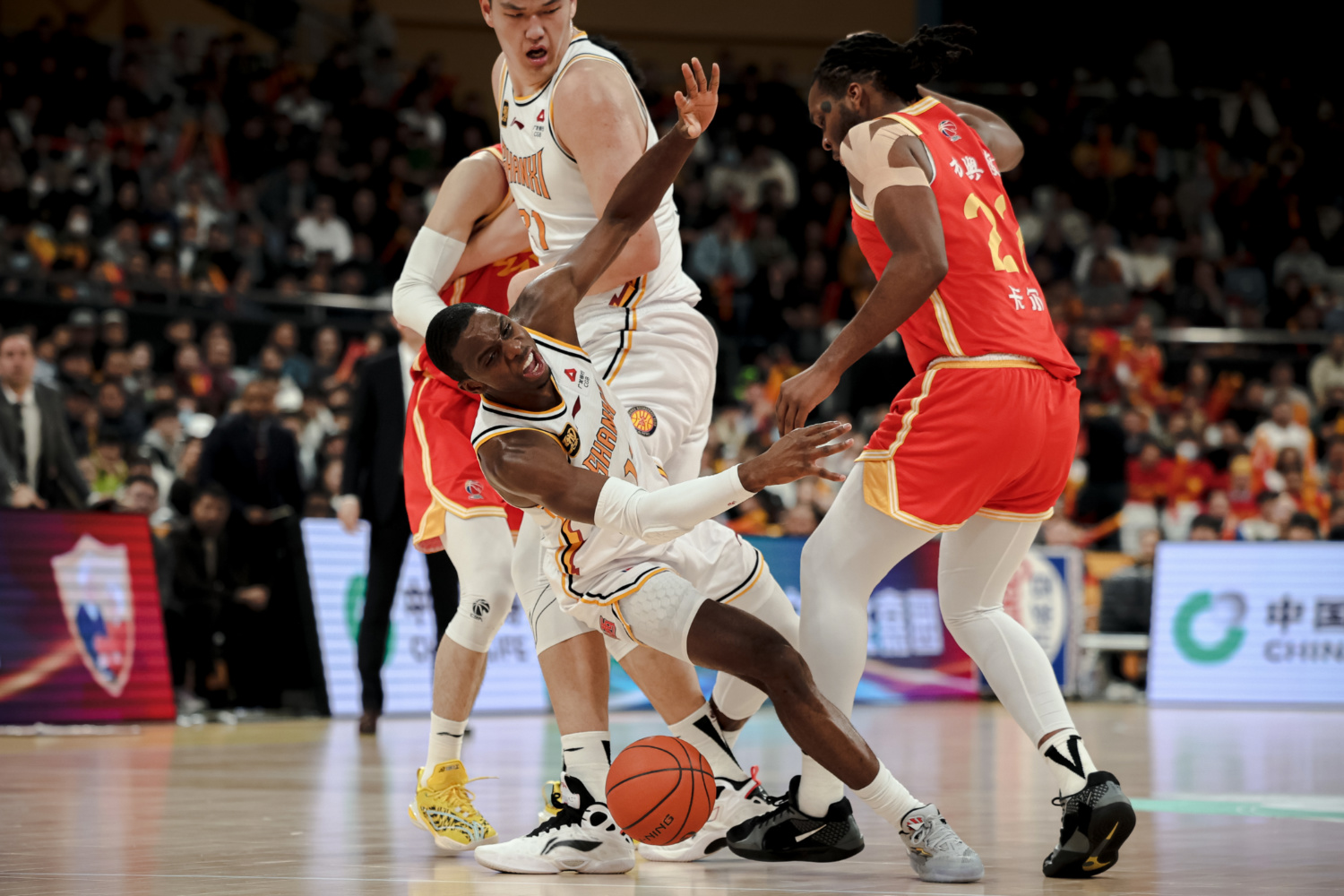 萨克拉门托国王迎NBA总决赛关键赛,今晨篮板制胜,底气十足,阵容厚度经受考验的简单介绍 萨克拉门托国王迎NBA总决赛关键赛,今晨篮板制胜,底气十足,阵容厚度经受考验的简单介绍