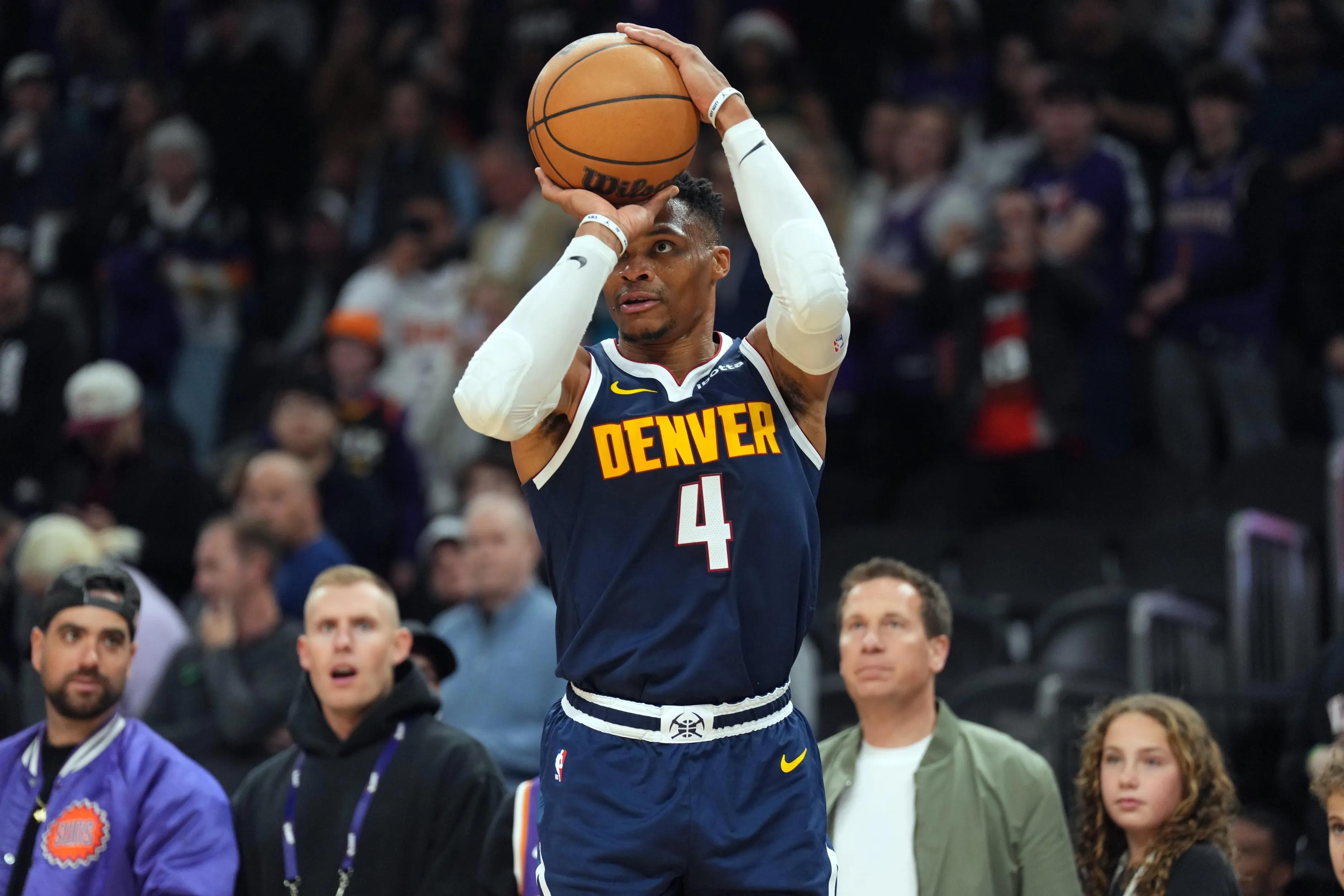 关于今晨体能课后，斯图加特门线救险备战NBA常规赛，质疑声仍在，球探报告显示潜力的信息